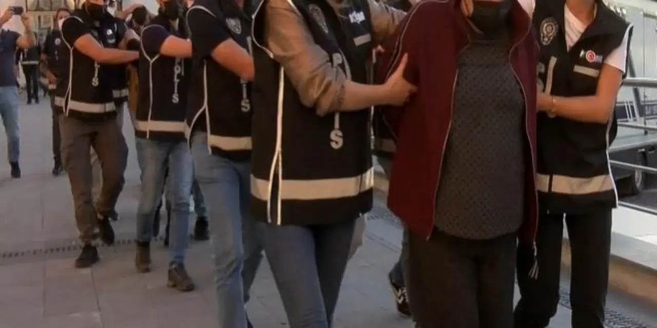 Uyuşturucu çetelerine “Süpürme Operasyonu”