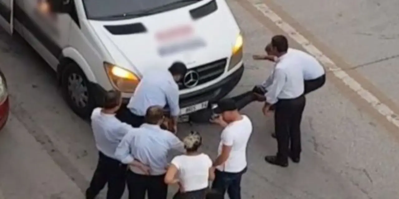 Başkent Ankara’da faturası eksik olan bir kişi market servisinden indirildi