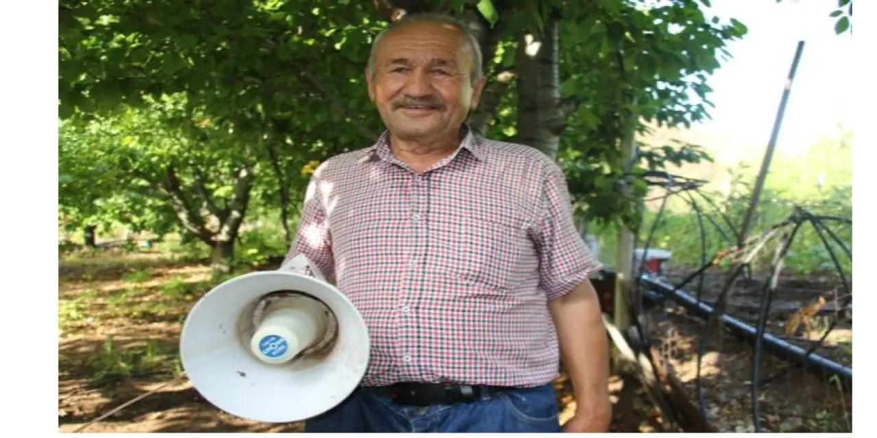 Bahçesine domuz dadanan çiftçi bakın ne yapıyor?