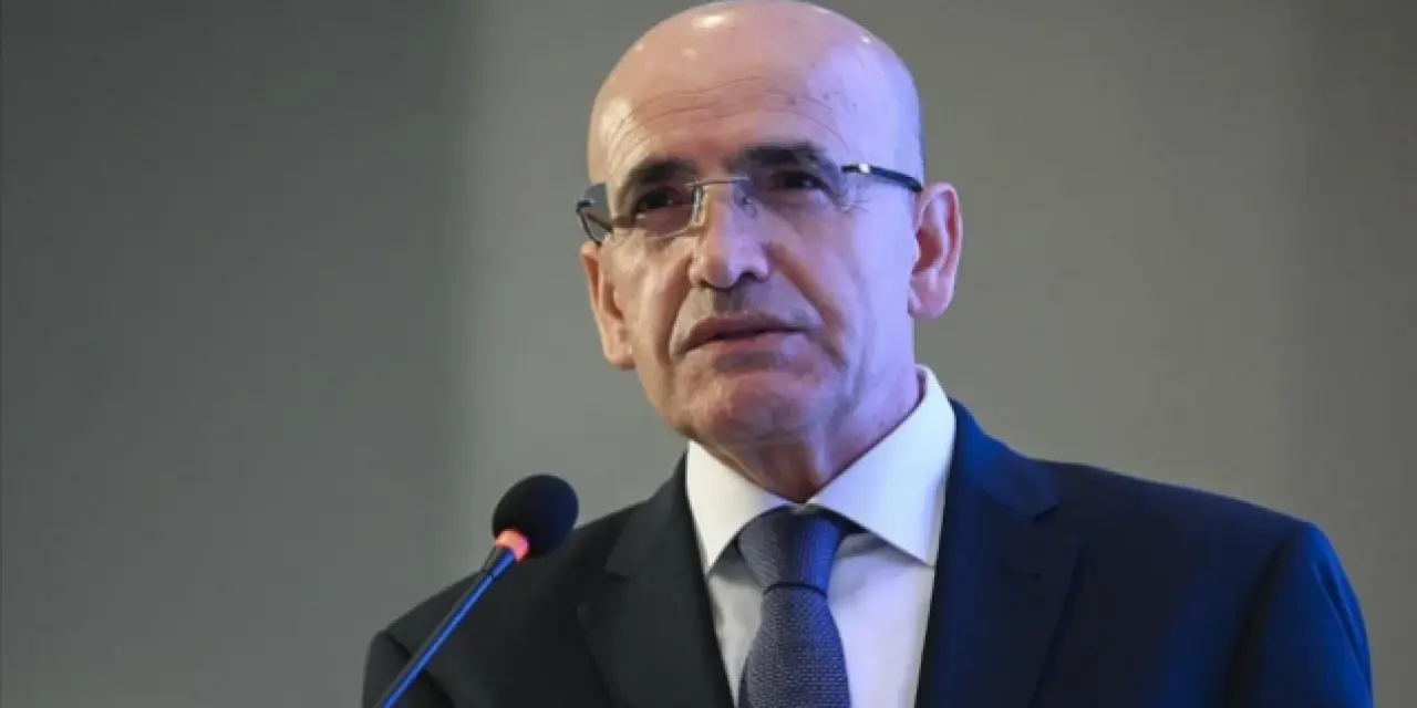 Türkiye Ekonomiye Güçlü Bir Darbe İndiriyor: Enflasyon Düşüşe Geçti, Rezervler Arttı! Bakan Şimşek. "Desenflasyon Sürecindeyiz!"