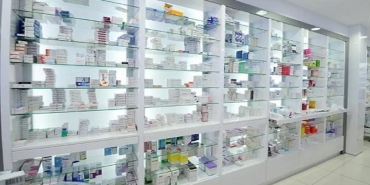Tam kapanmada eczaneler kaçta açılıyor, kaçta kapanıyor?
