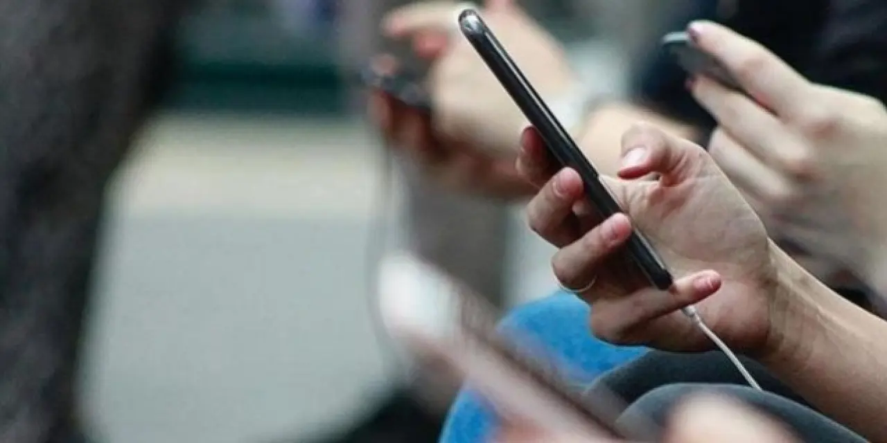 Akıllı Telefonlara ve Bilgisayar Fiyatlarına Zam Kapıda!