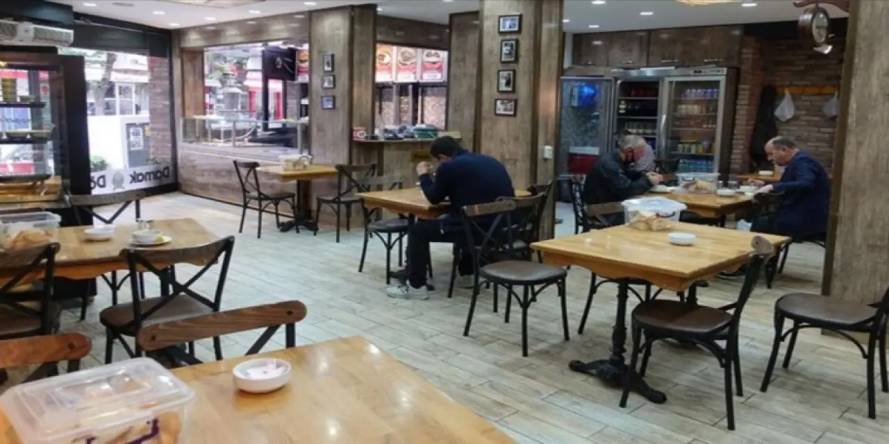 Hafta içi kafe ile restoranlar kapanacak mı? Ankara’da kaçta kapanacaklar, kaçta açılacaklar?