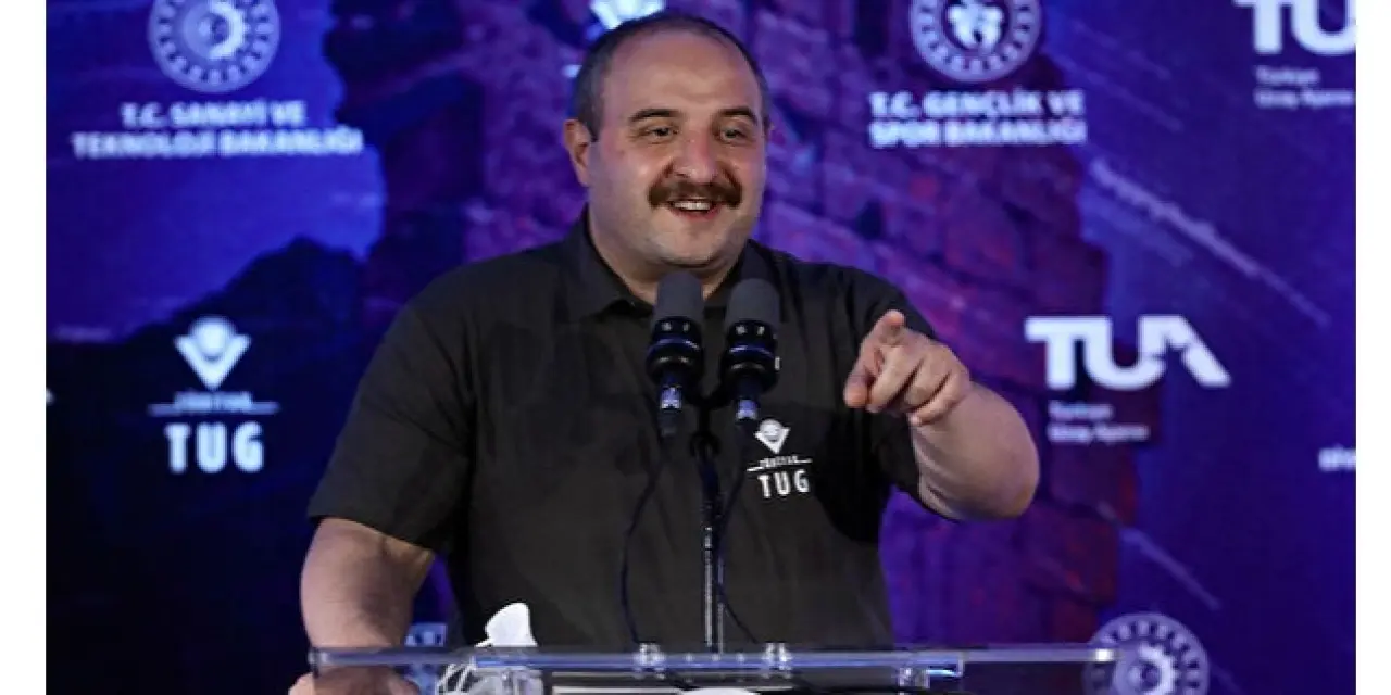 Teknoloji Bakanı Mustafa Varank: “Uzay lüks değil. Yarış hatta bir savaş”