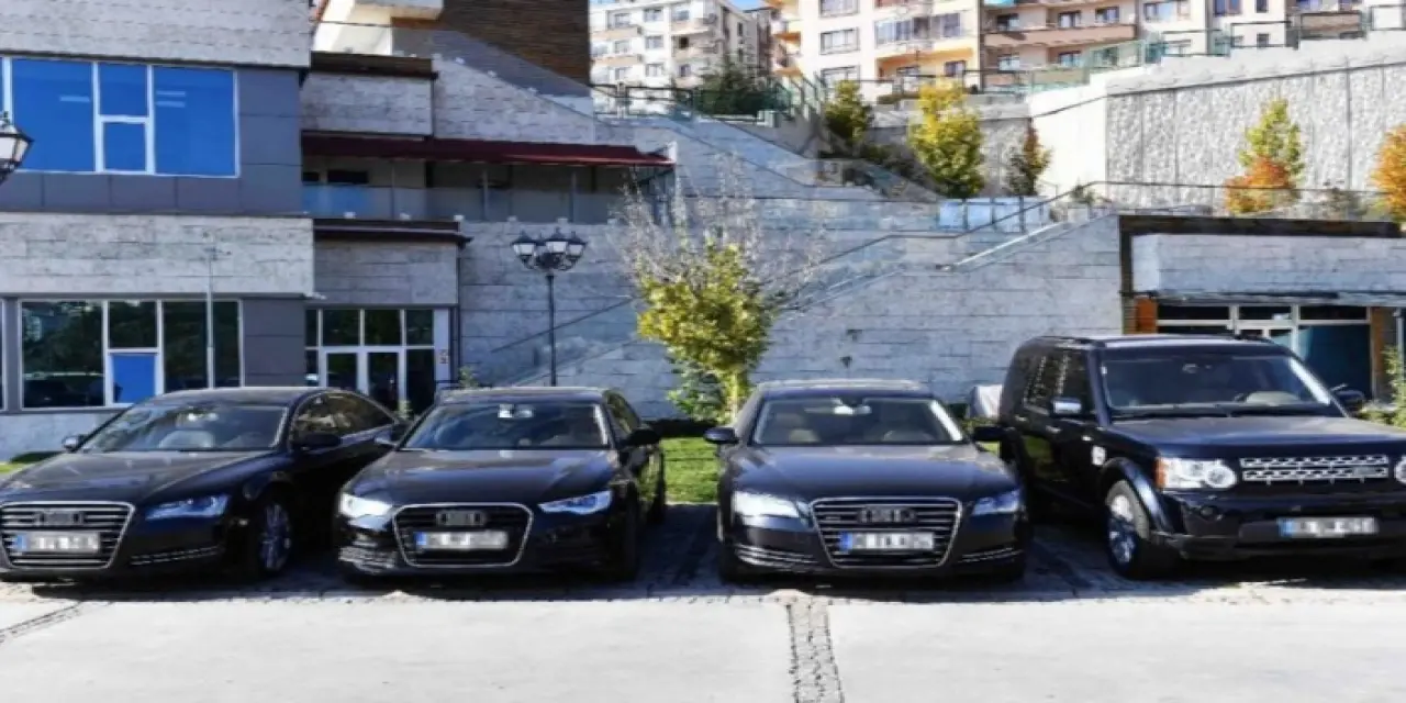 Ankara Büyükşehir Belediyesi 4 Lüks Aracını Satacak!