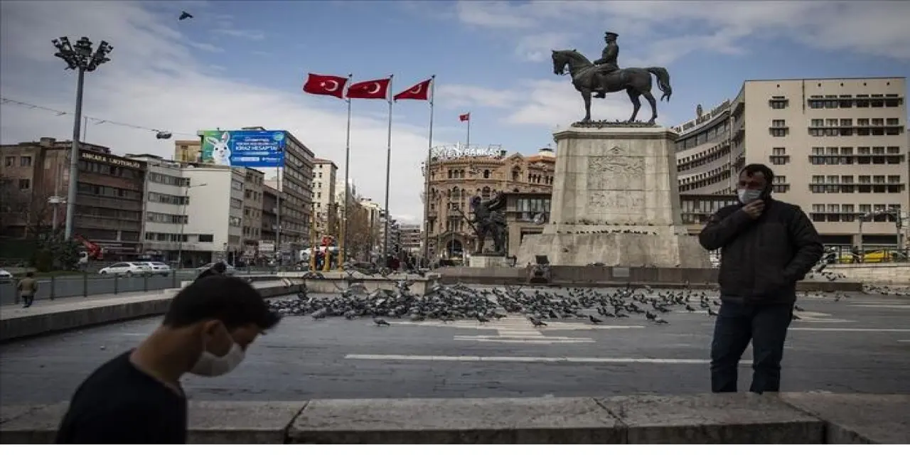 Ankara’da hafta sonu sokağa çıkma yasağı var mı?