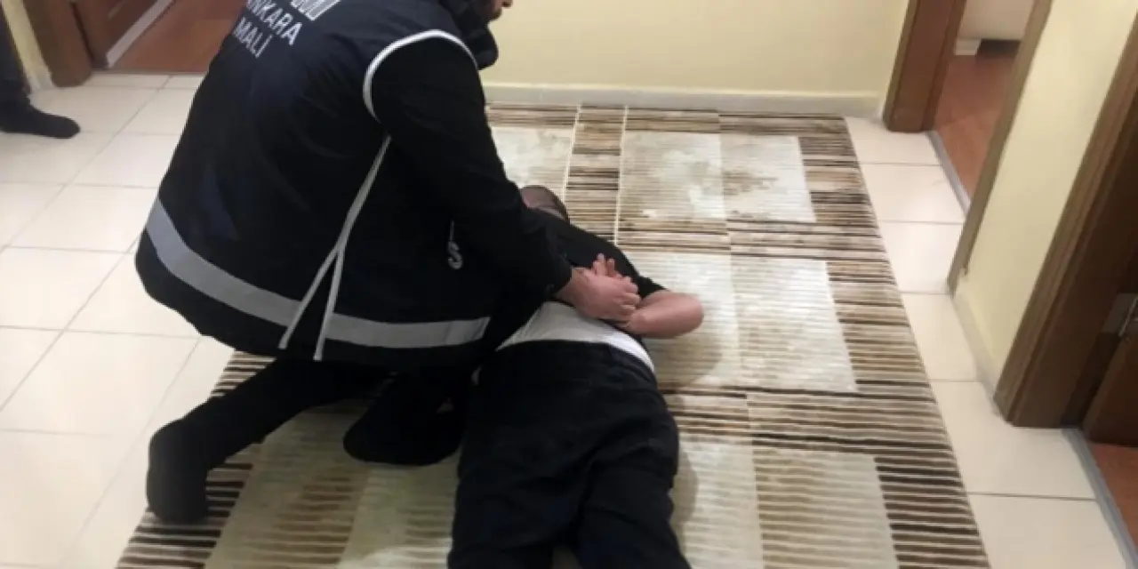 Ankara’da emeklileri dolandıran çete çökertildi