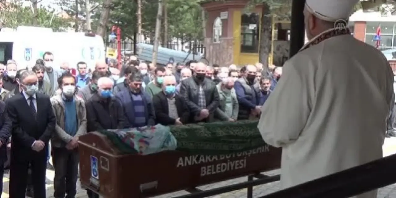 Trafik kazasında yaralanan öğrenci, tedavi gördüğü hastanede hayatını kaybetti
